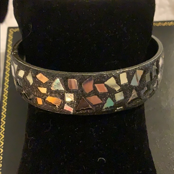 Trendy Mirrored Bangle Bracelet - Picture 4 of 8